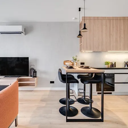 Rent Invest - Quorum Parking Klimatyzacja Apartment Wroclaw