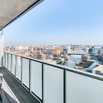 Rent Invest - Quorum Parking Klimatyzacja Апартаменти
