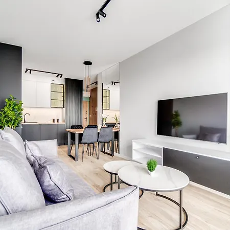 Rent Invest - Quorum Parking Klimatyzacja Lägenhet *