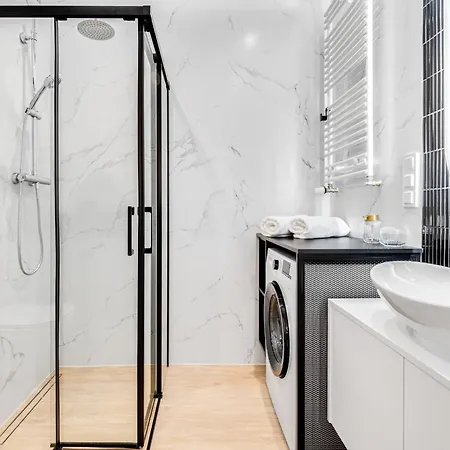 Rent Invest - Quorum Parking Klimatyzacja Wrocław