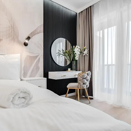 Rent Invest - Quorum Parking Klimatyzacja * Wrocław