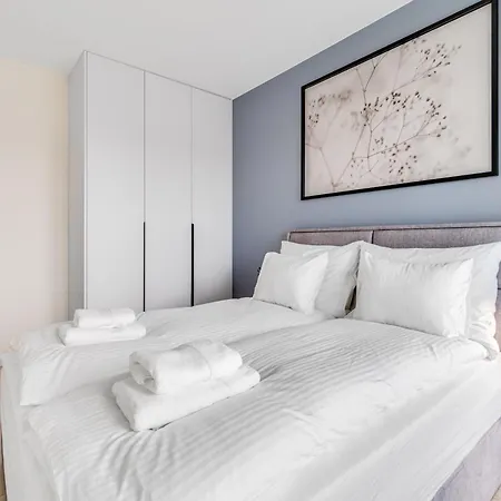 Apartamento Rent Invest - Quorum Parking Klimatyzacja Breslavia