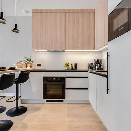 Apartamento Rent Invest - Quorum Parking Klimatyzacja Breslavia