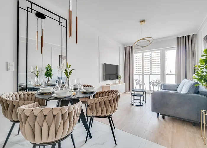 Rent Invest - Quorum Parking Klimatyzacja Apartman *