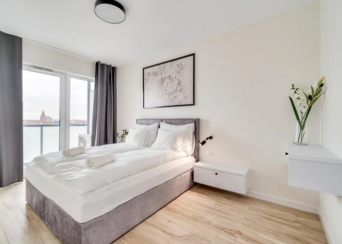 Rent Invest - Quorum Parking Klimatyzacja Apartman