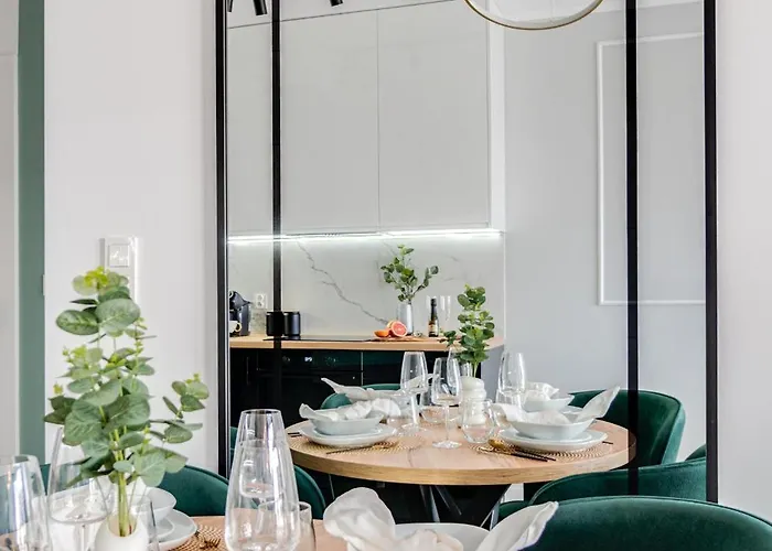 Rent Invest - Quorum Parking Klimatyzacja *