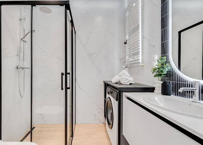 Rent Invest - Quorum Parking Klimatyzacja Wrocław